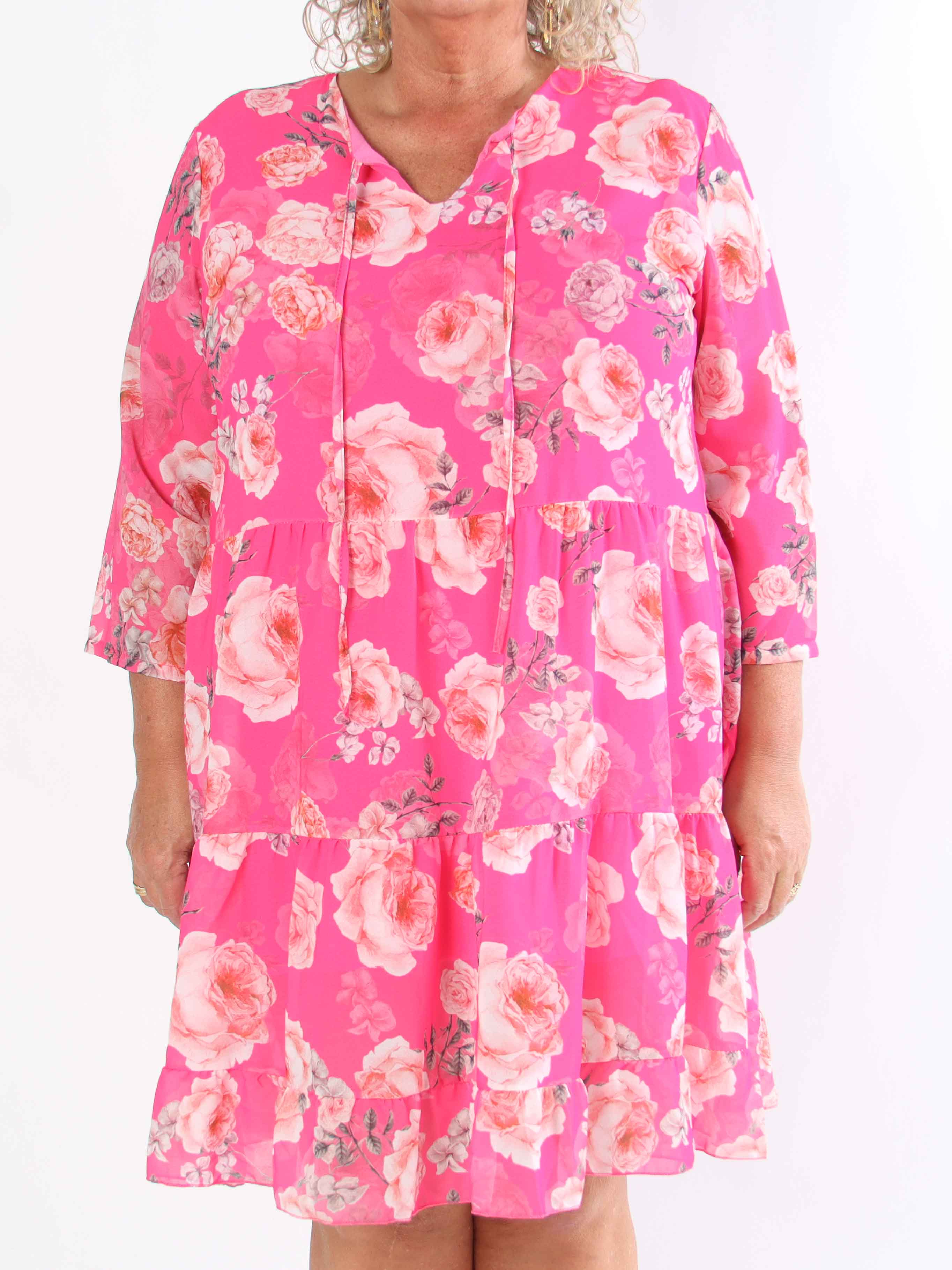 Stella - Blomsterkjole i chiffon med viskose underkjole